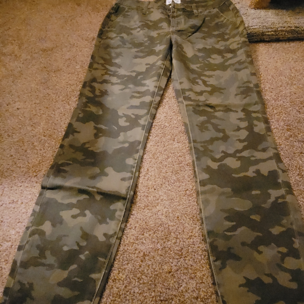 Meritage Camo Pants